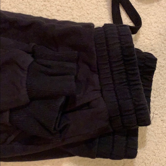 Forever 21 black sweatpants - Picture 4 of 5